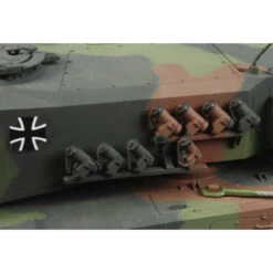 Tamiya Leopard 2-A6 Full Option -Tamiya || Kyosho Verkoopwinkel 56020 5 800x800 1