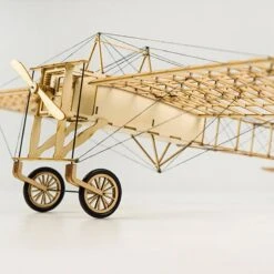 Bleriot XI 1:20 435mm -70144 -Tamiya || Kyosho Verkoopwinkel siva 70144 bleriot aa xIe 800x800 1