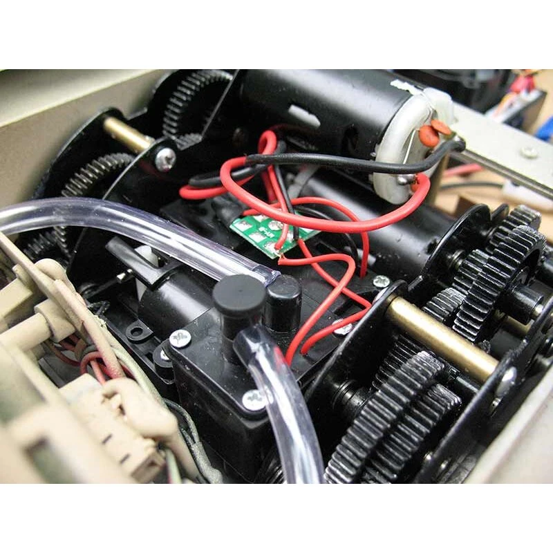 RC Pro-Edition Leopard 2A6 Camo IR Metal Edition Geleverd In Luxe Houten Krat -1113889001 3 RC Pro-Edition Leopard 2A6 Camo IR Metal Edition Geleverd In Luxe Houten Krat -1113889001